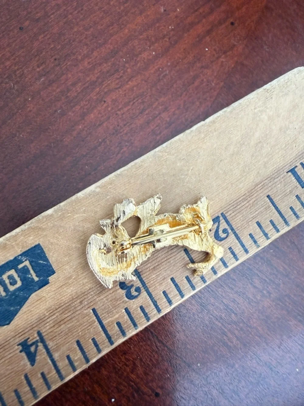 Vintage Gold Tone Brooch